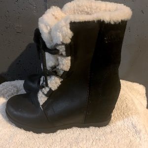 Womens sorel boots